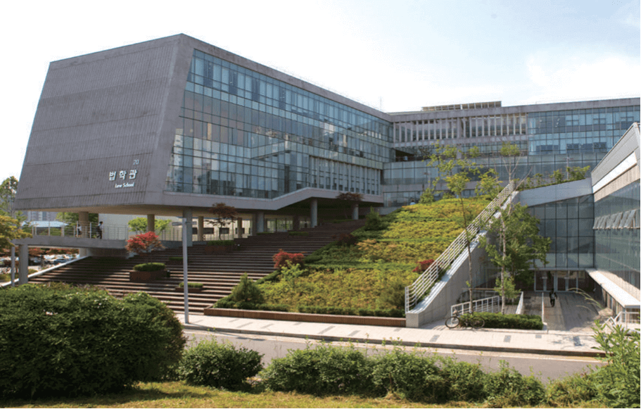 Co-so-vat-chat-truong-Dai-hoc-Seoul-Sirip