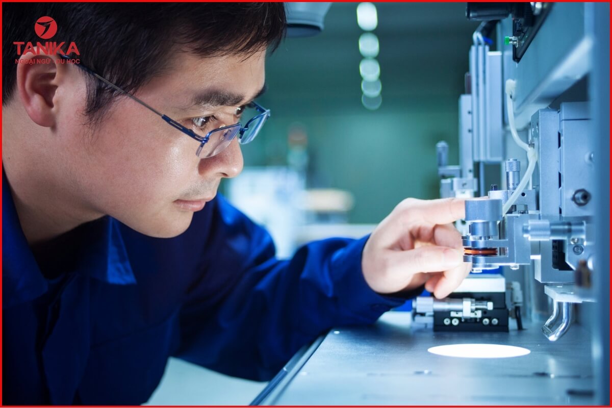 Kỹ sư bảo trì thiết bị (Maintenance Engineer)