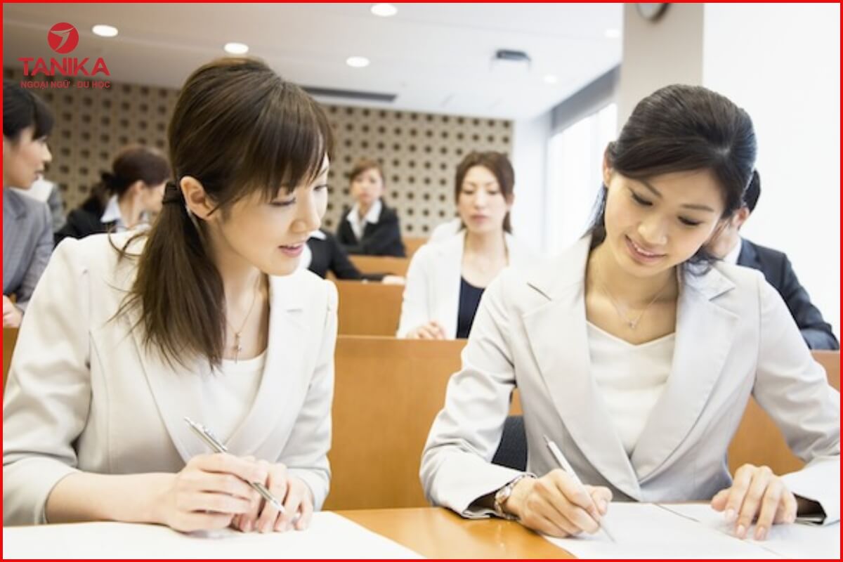 Trải nghiệm môi trường làm việc chuyên nghiệp tại Nhật